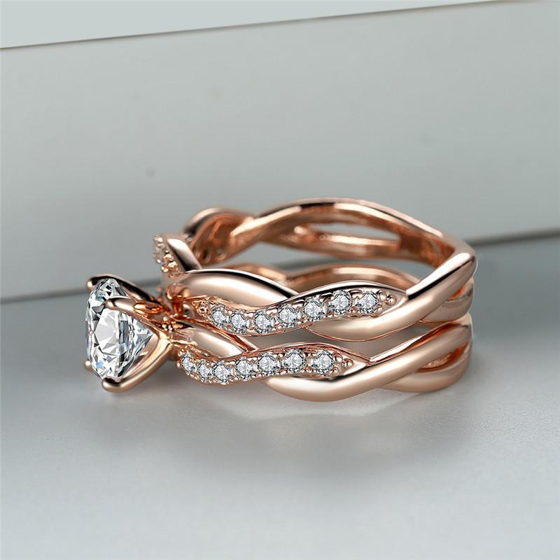 Elegant Zirconia Promise Ring - 18K Gold Plated