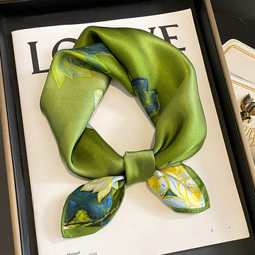 Women's Green Mulberry Silk Square Scarf