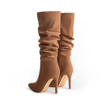 Women's Long Pleated Boots - Elegant and Trendy