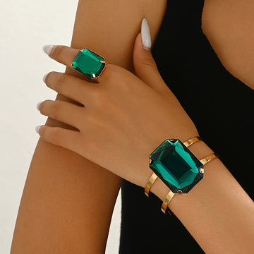 Vintage Synthetic Stone Ring and Bracelet Set