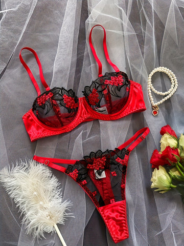 Ensemble de Lingerie Élégante Rouge et Noir en Dentelle