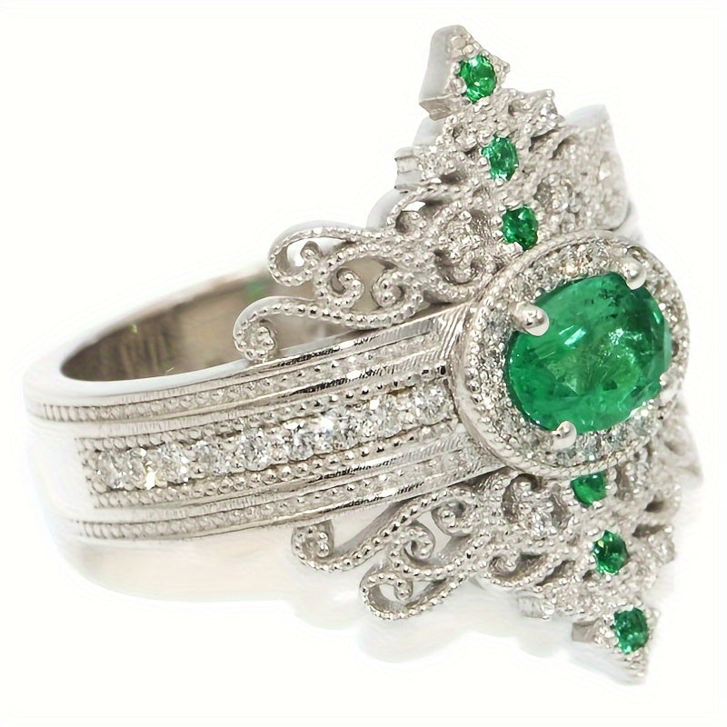 Vintage Palace Style Ring with Synthetic Emerald for Women