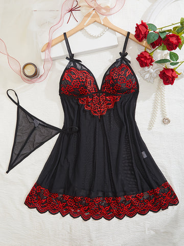 Women's Sexy Contrast Lace Pajama Set