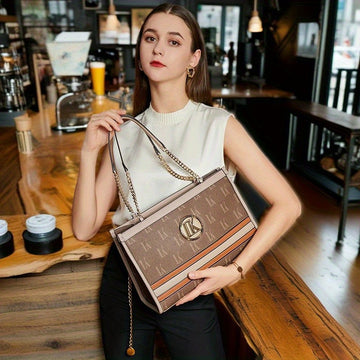 Elegant luxury two-layer camel handbag, European style.